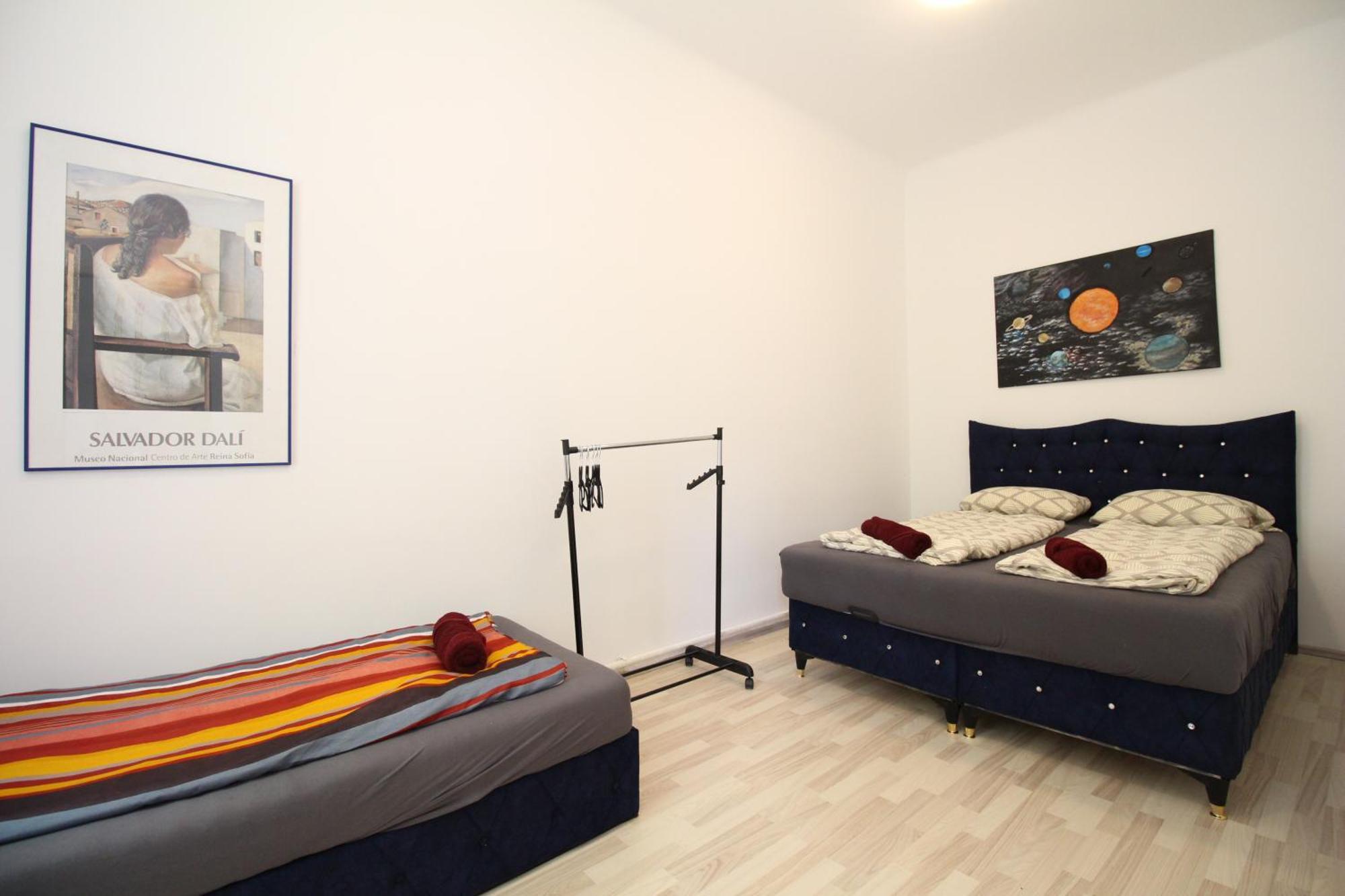 Cozy In Floridsdorf Area Pr4 Alloggio in famiglia *